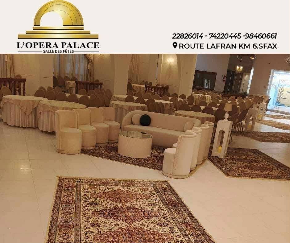 Salon VIP & Lounge